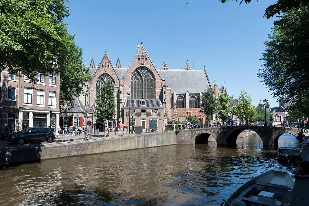 Redlight District Private Smokers Friendly Studio Amsterdam